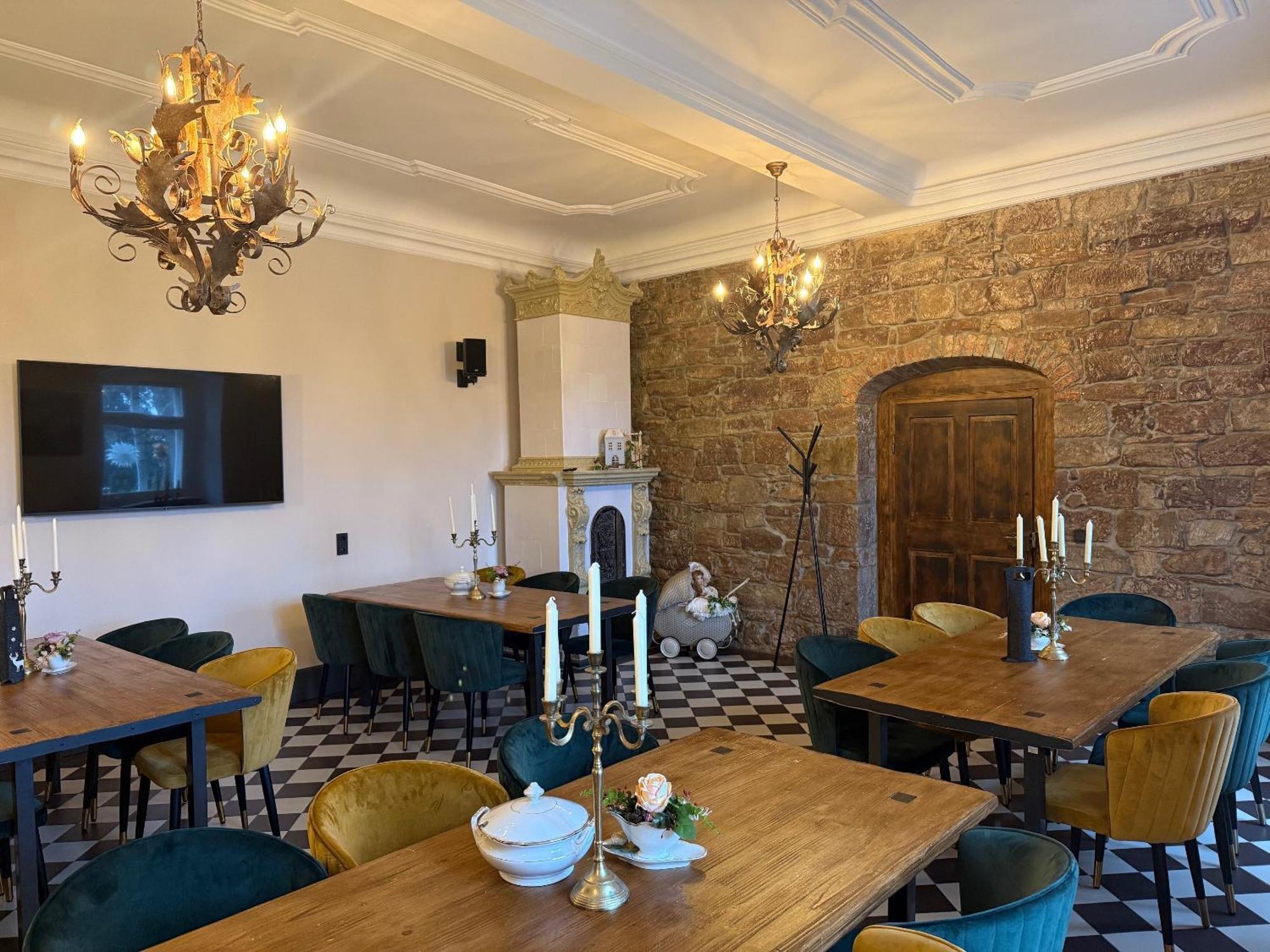 Schloss Zingst Querfurt Zewnętrze zdjęcie